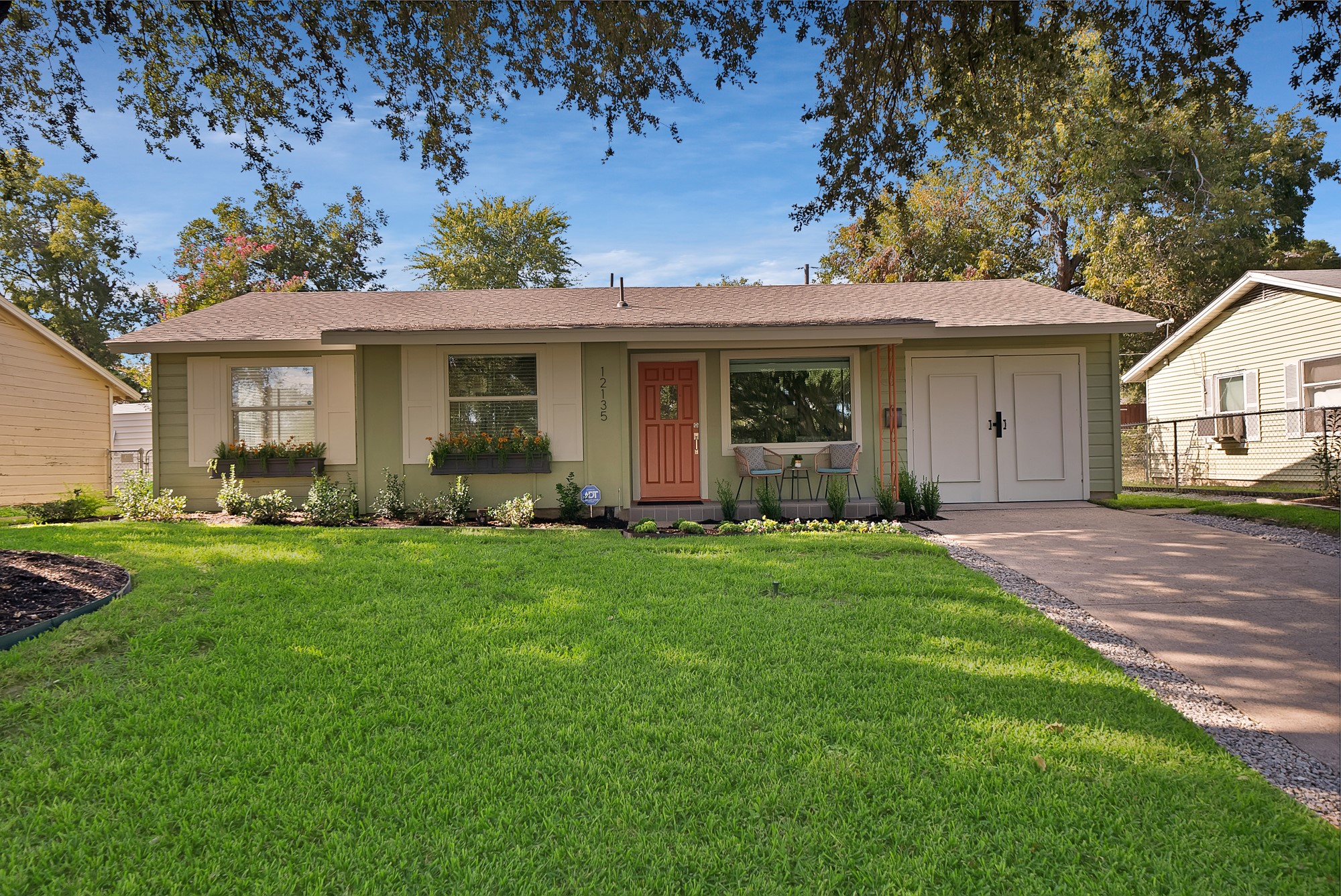 12135 Oberlin Drive