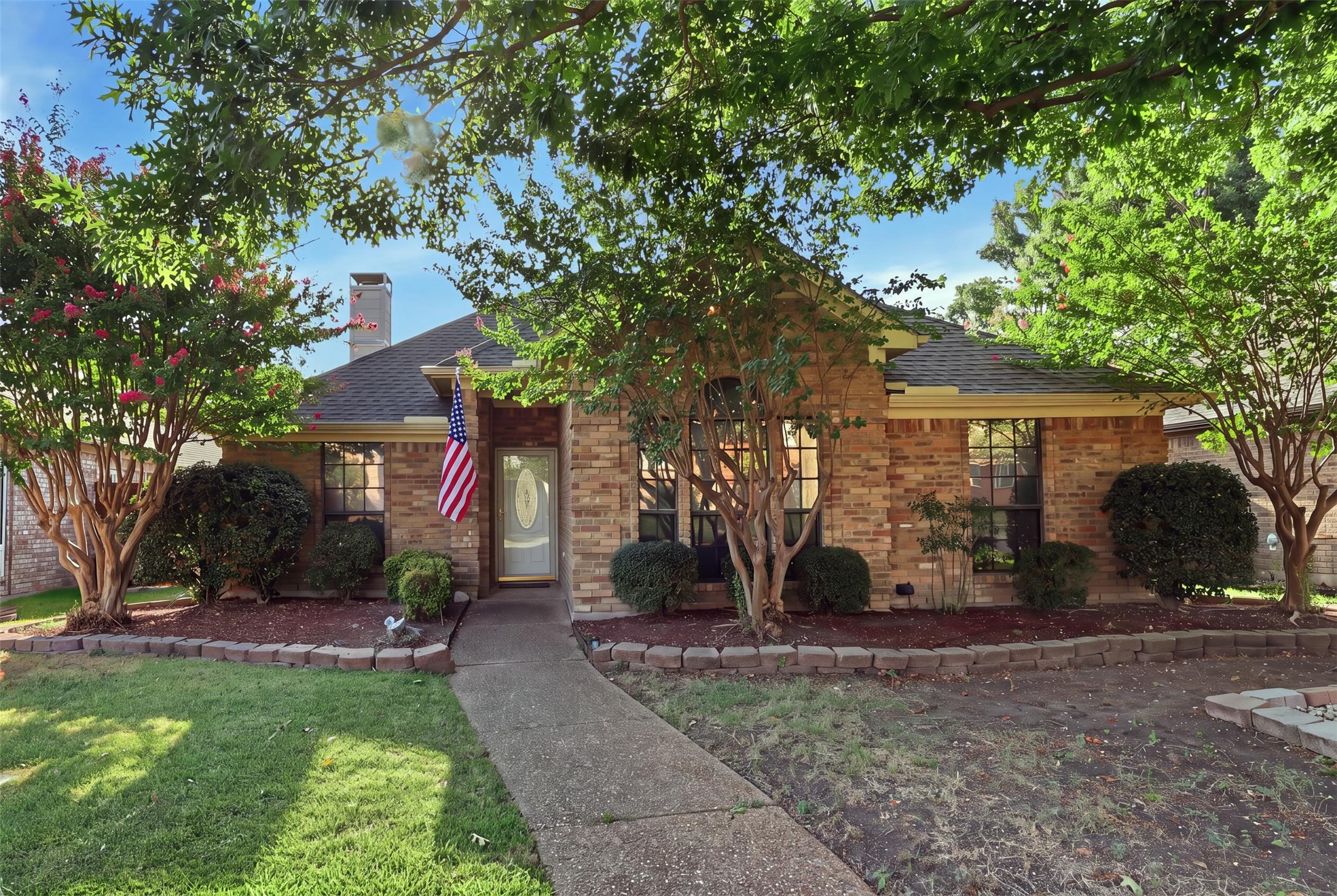1100 Pin Oak Lane