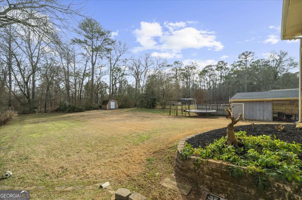 513 Rivercrest Drive