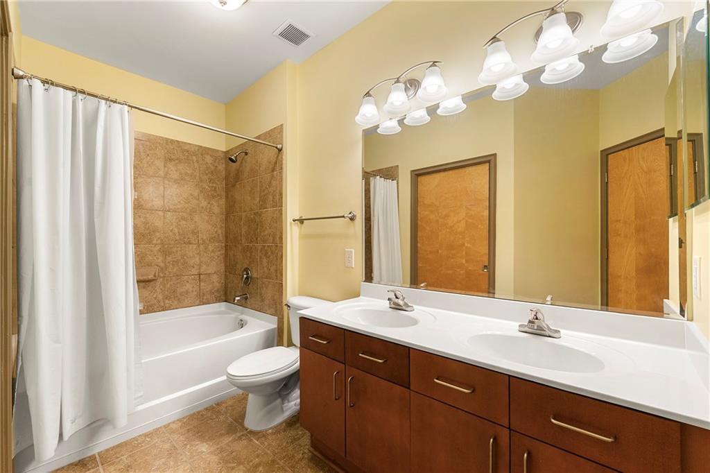 898 Oak Street SW Unit 3111