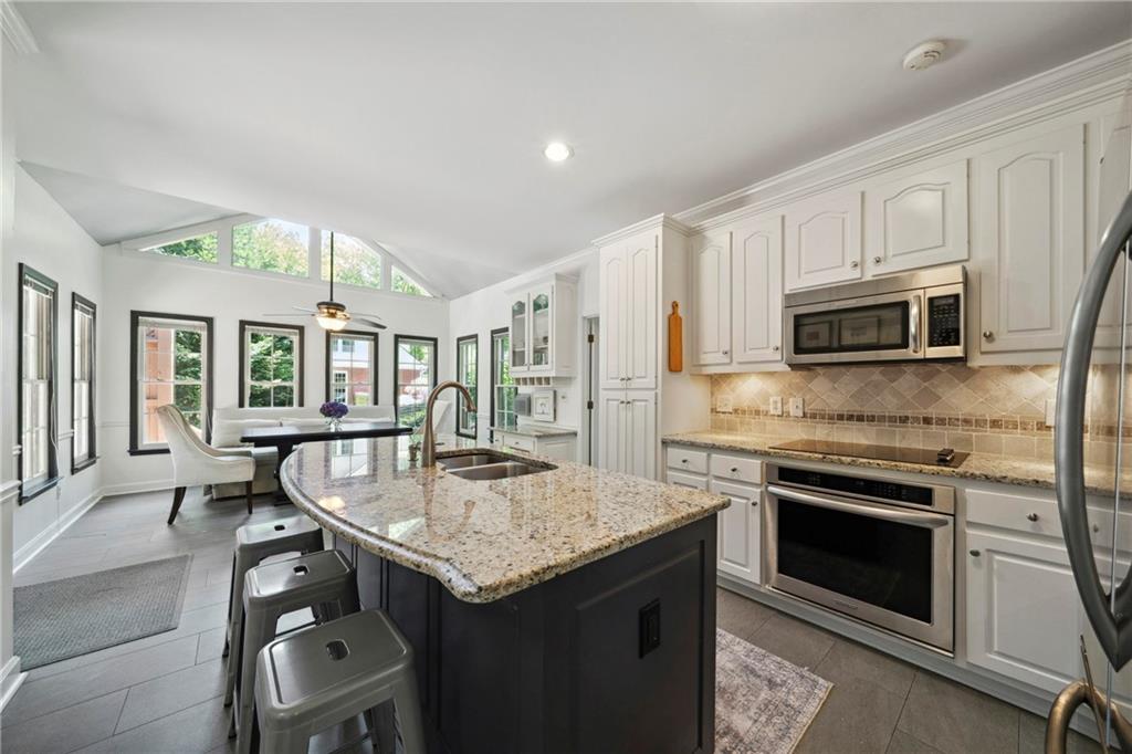 3611 Cherbourg Way