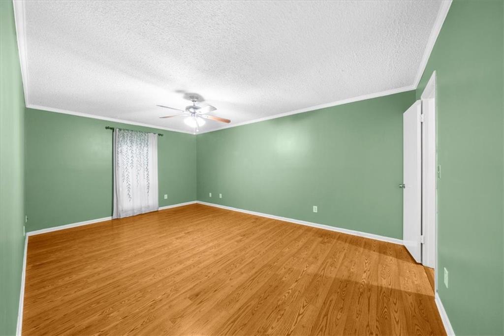 6851 Roswell Road Unit O11