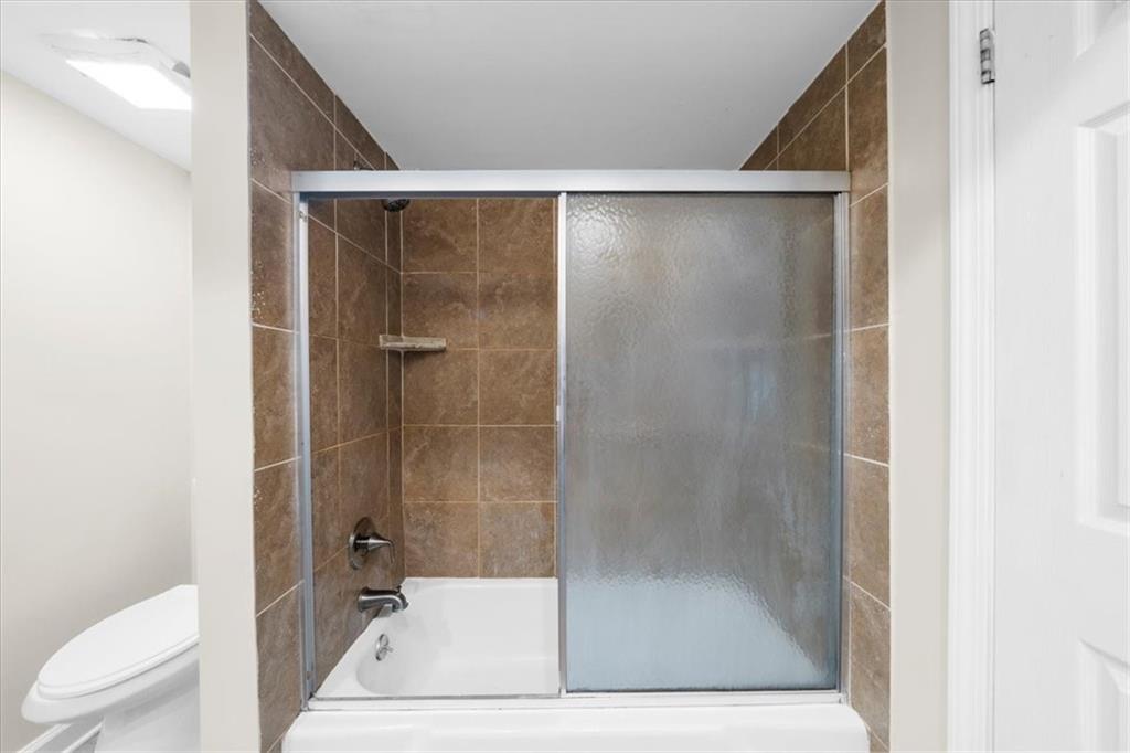 6851 Roswell Road Unit O11