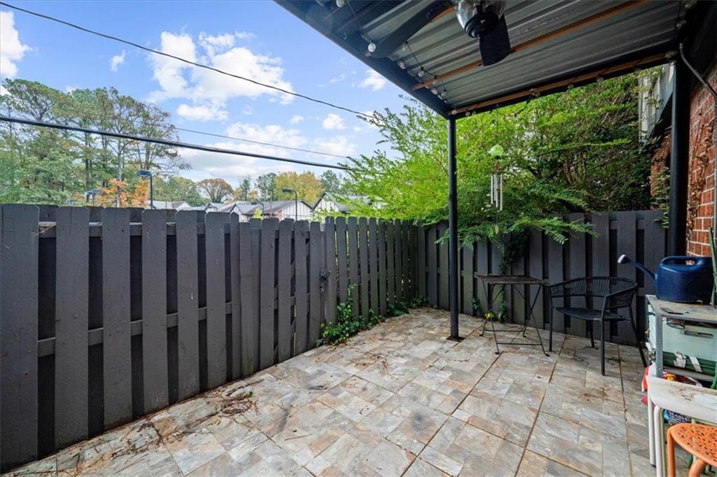 6851 Roswell Road Unit O11