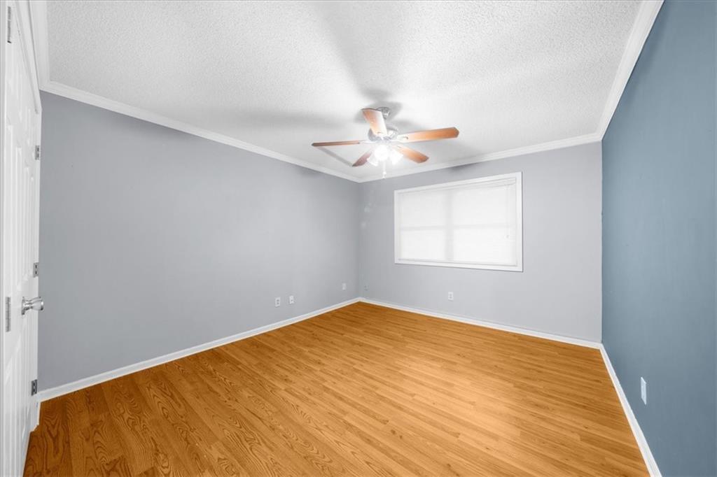6851 Roswell Road Unit O11