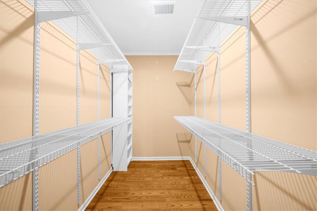 6851 Roswell Road Unit O11
