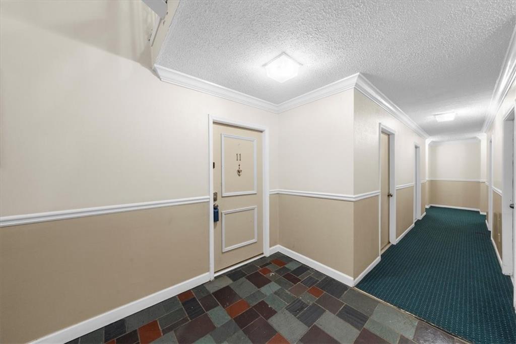 6851 Roswell Road Unit O11