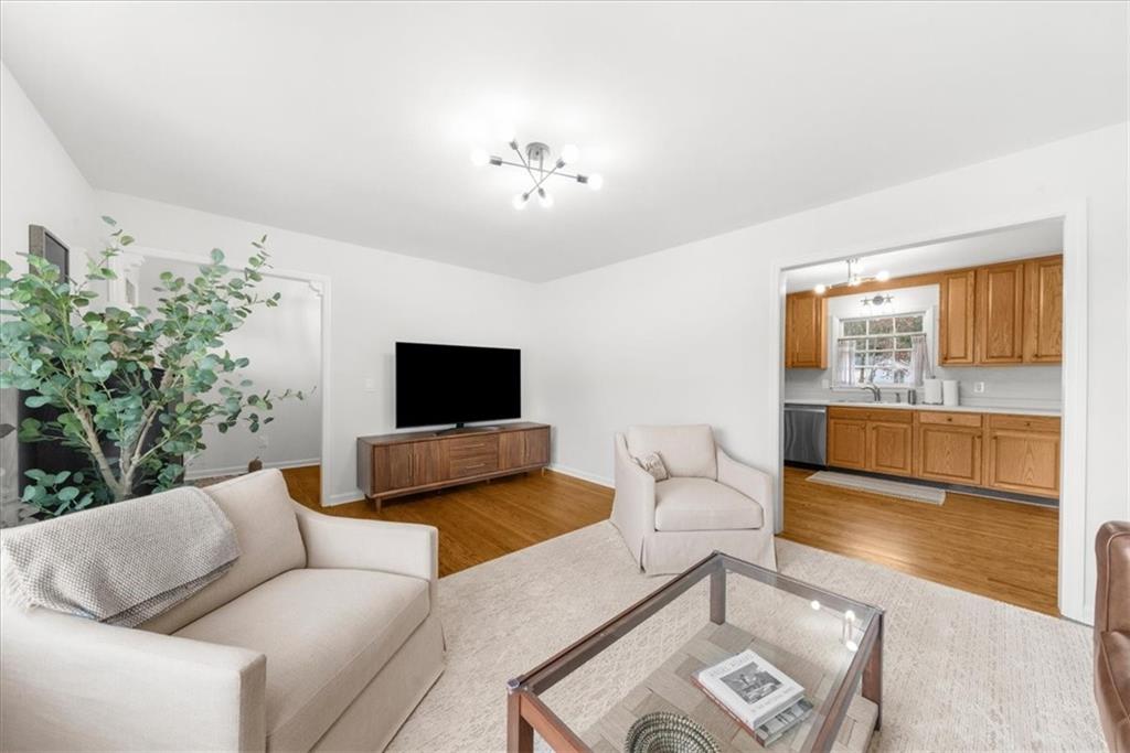 1143 Wonder Lane