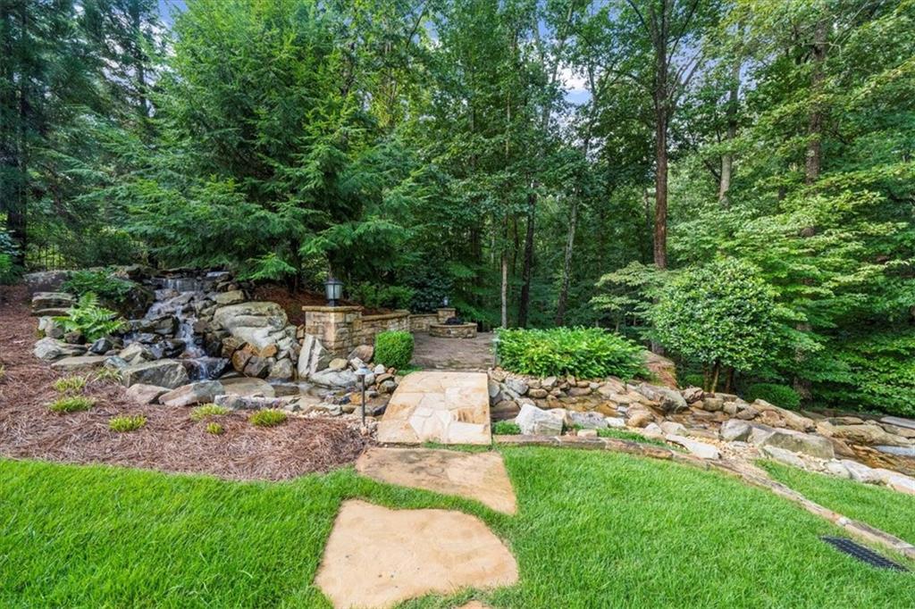 601 Rocky Creek Point