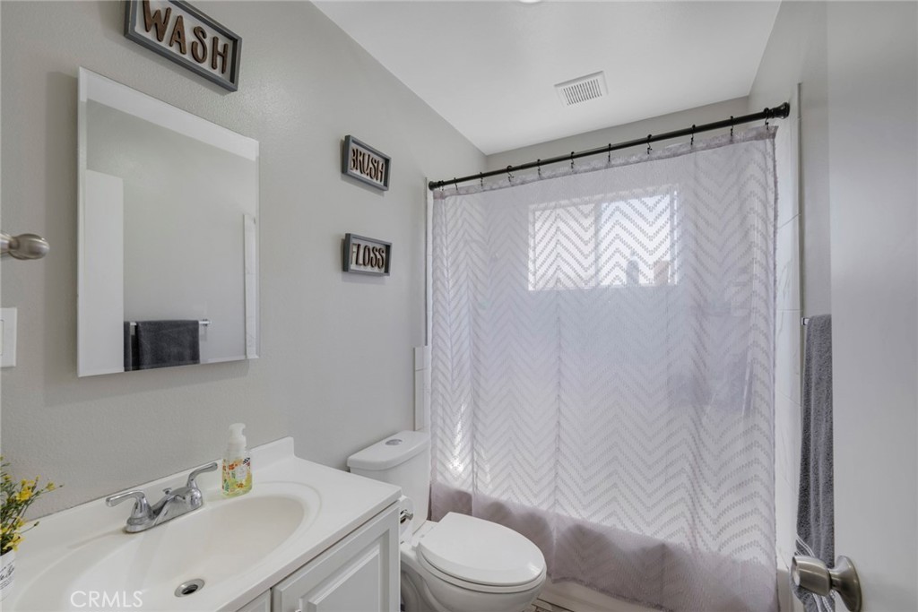 2133 W Juno Avenue