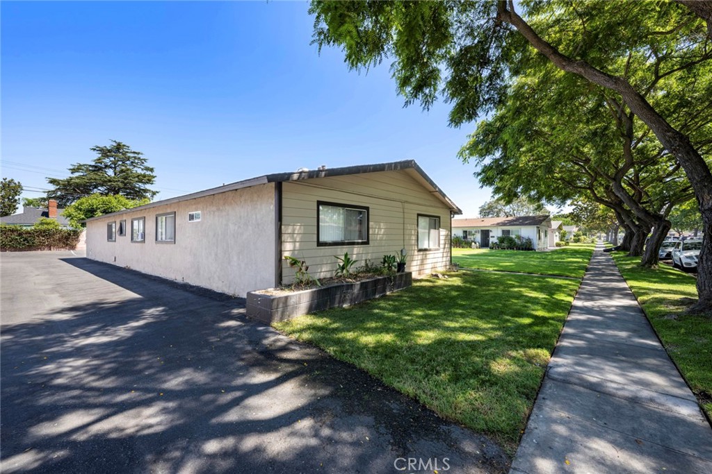 2133 W Juno Avenue