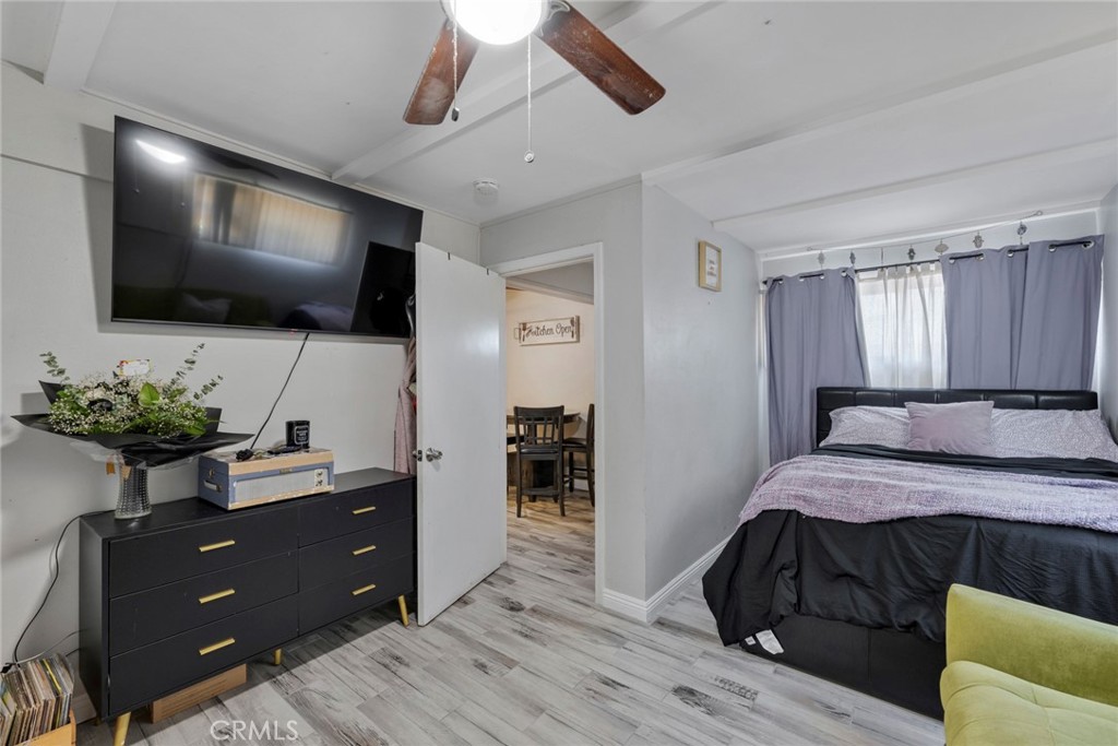 2133 W Juno Avenue