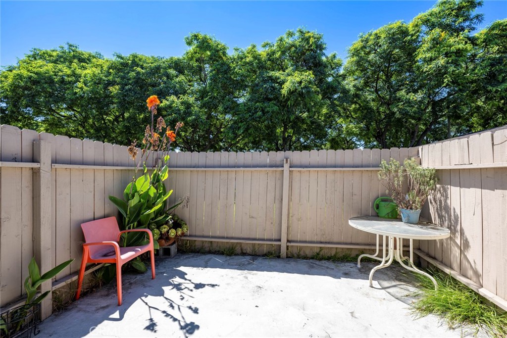 2133 W Juno Avenue