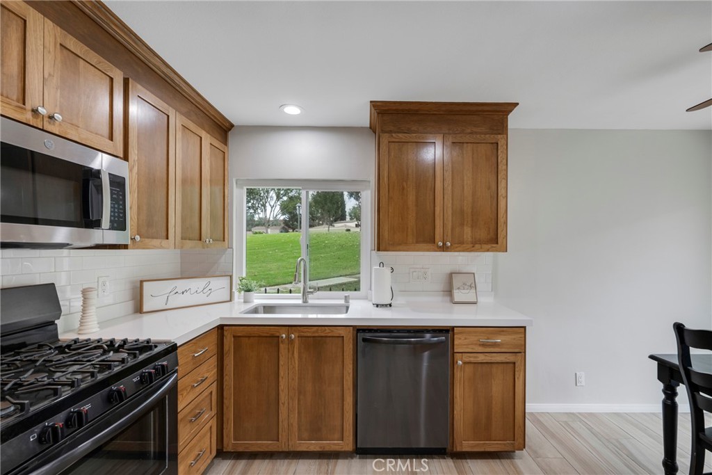 3116 Ravenwood Court