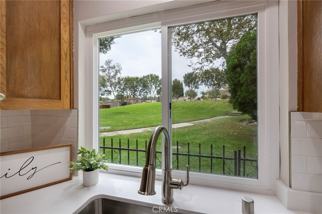 3116 Ravenwood Court