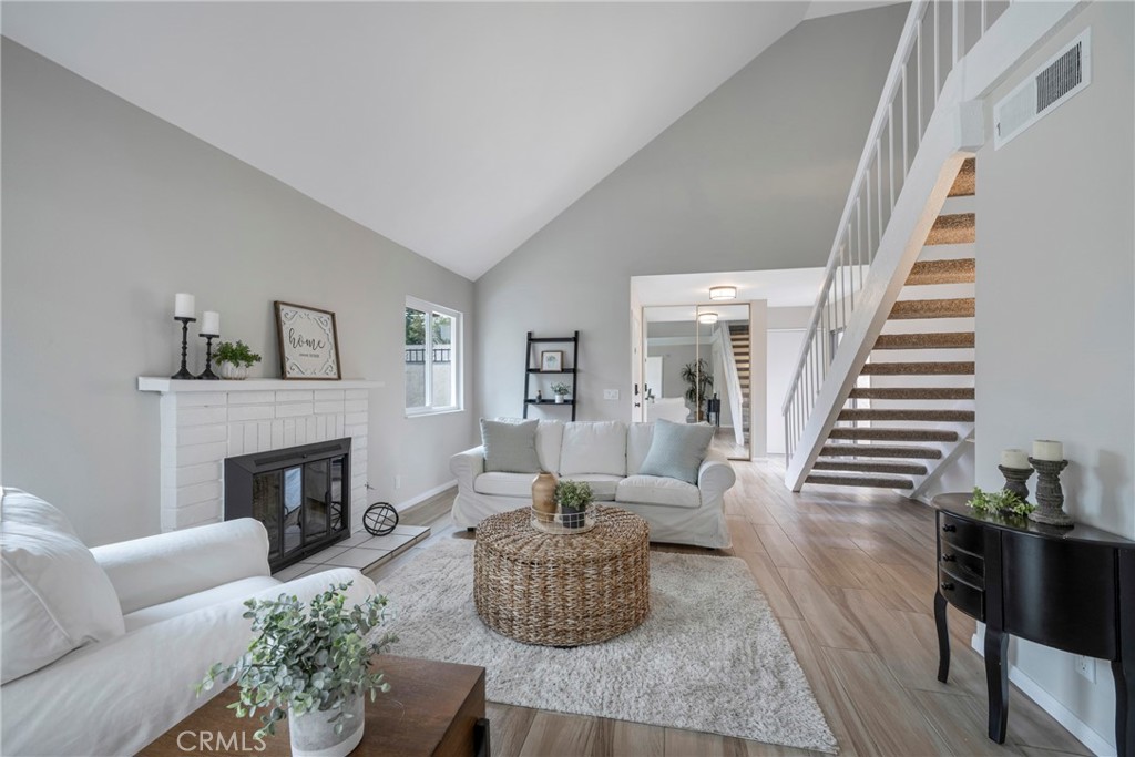 3116 Ravenwood Court