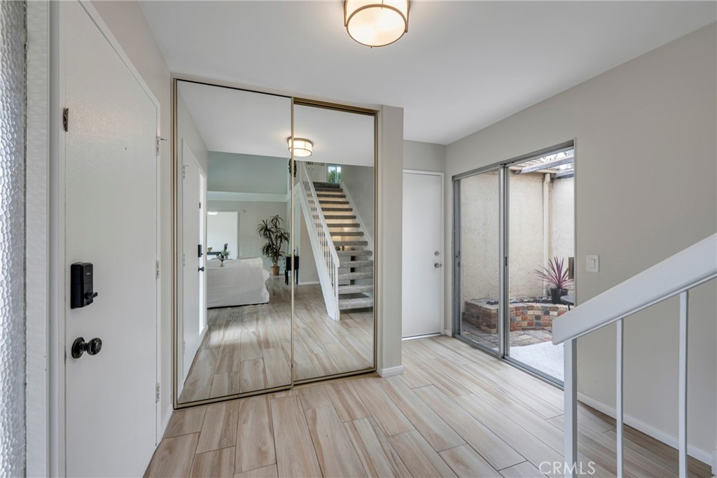 3116 Ravenwood Court