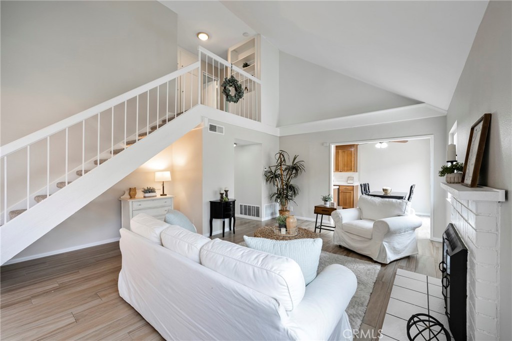 3116 Ravenwood Court
