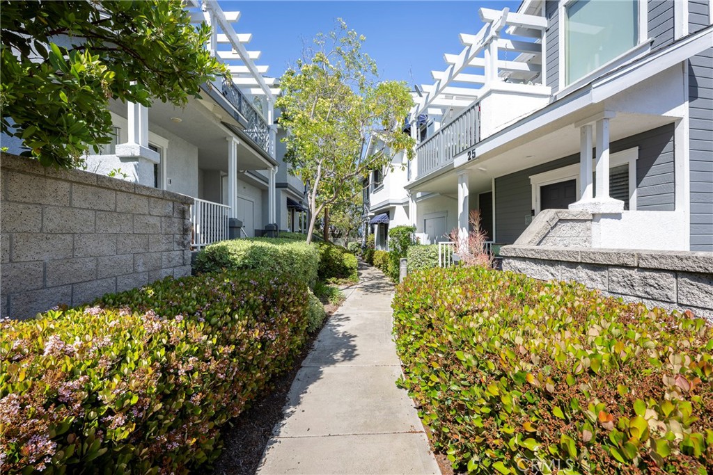 11 Coronado Cay Lane