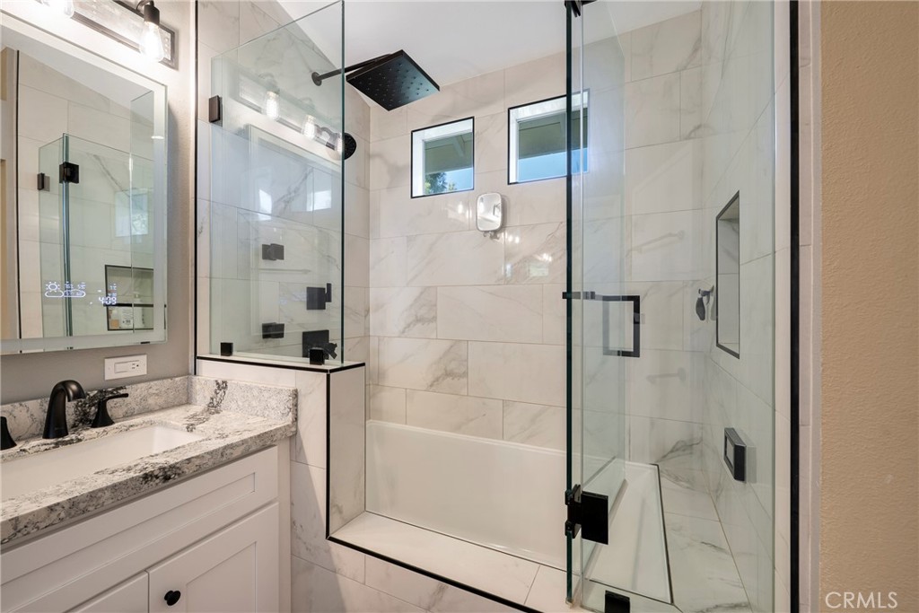 11 Coronado Cay Lane