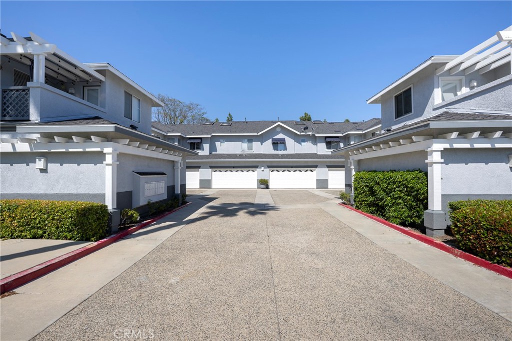 11 Coronado Cay Lane