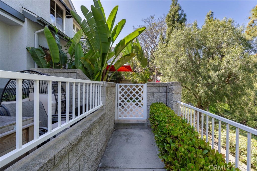 11 Coronado Cay Lane