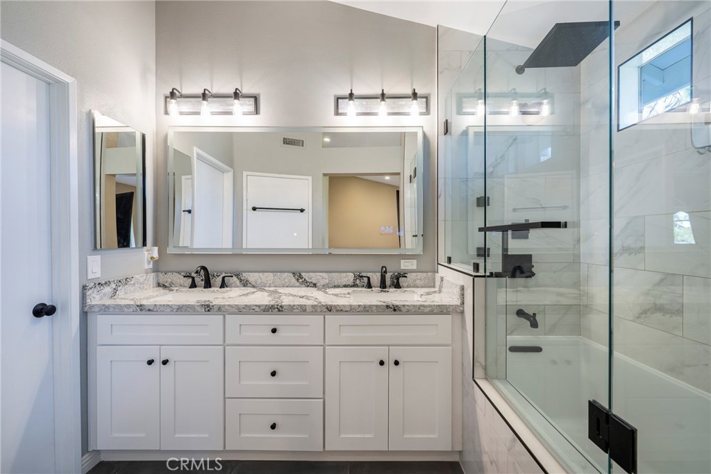 11 Coronado Cay Lane