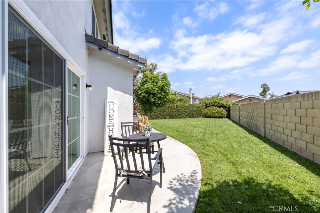 3550 Dahlia Circle
