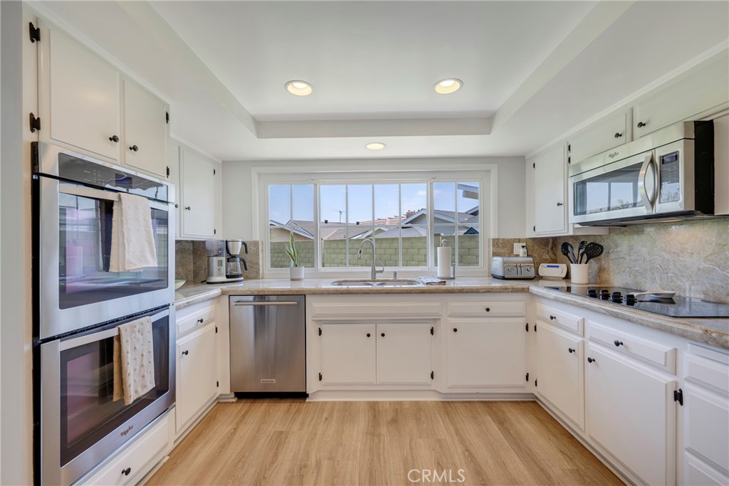 3550 Dahlia Circle