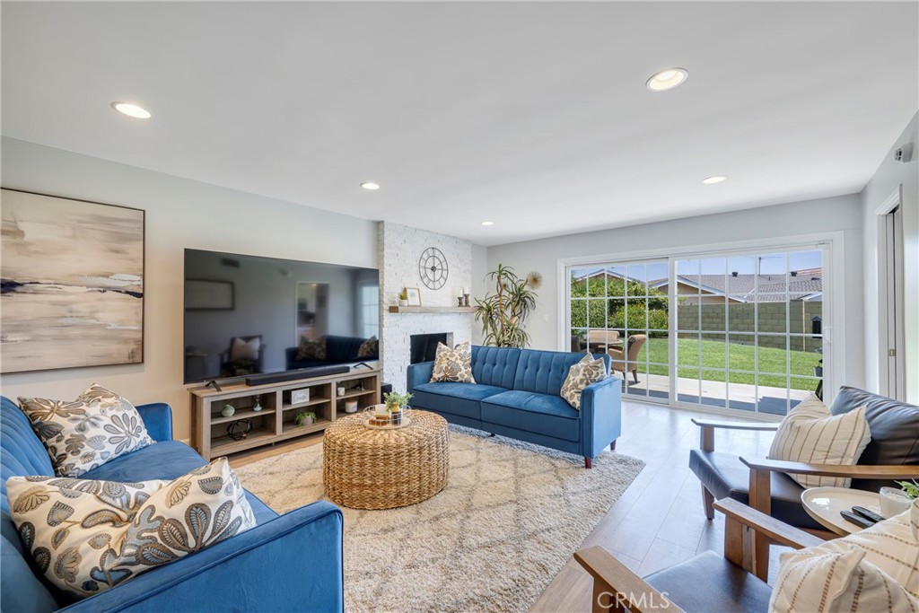 3550 Dahlia Circle