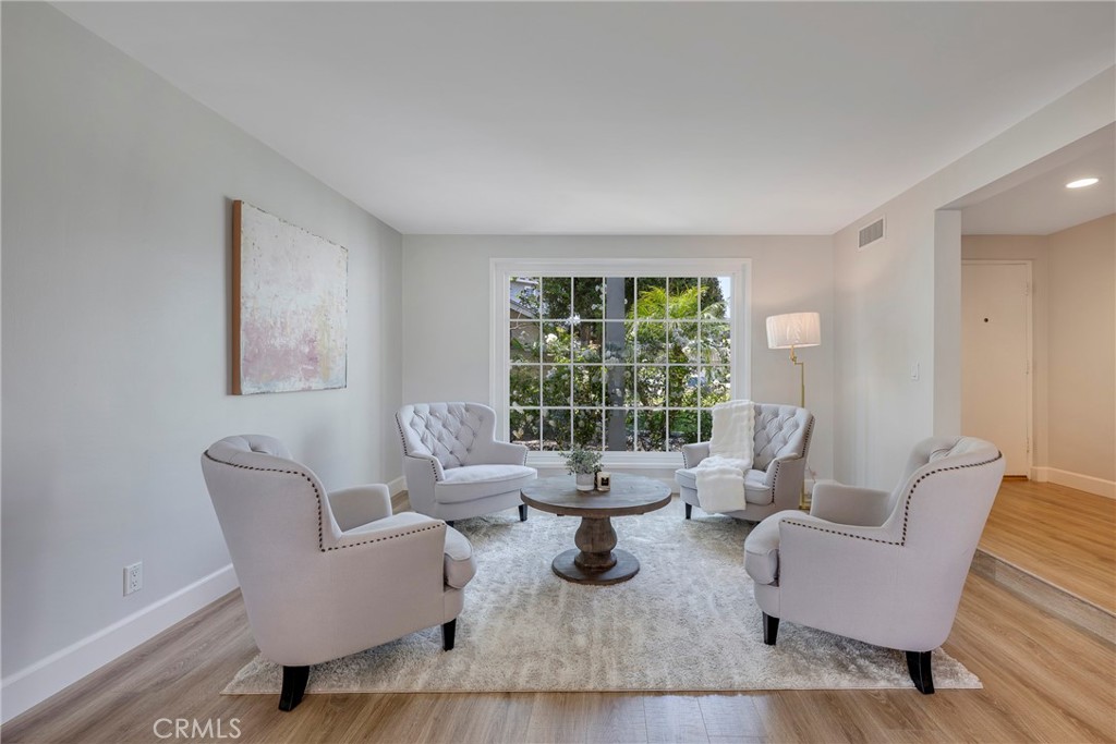 3550 Dahlia Circle