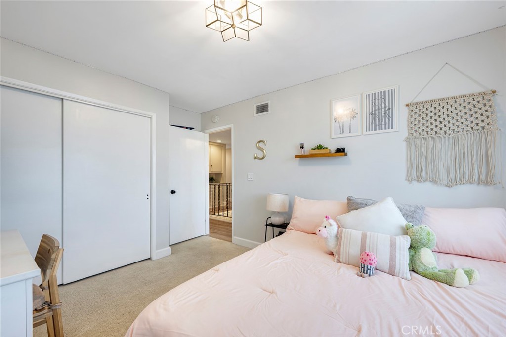 3550 Dahlia Circle