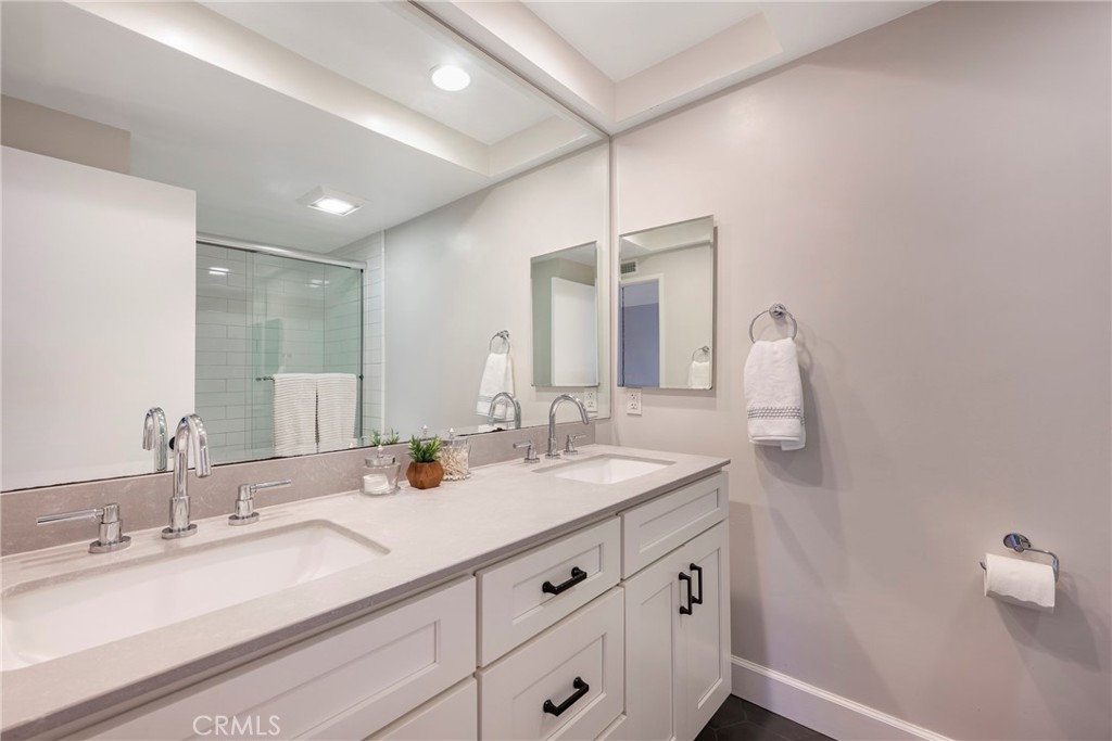3550 Dahlia Circle