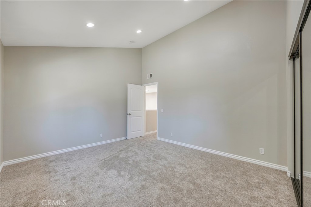 801 Vista Court