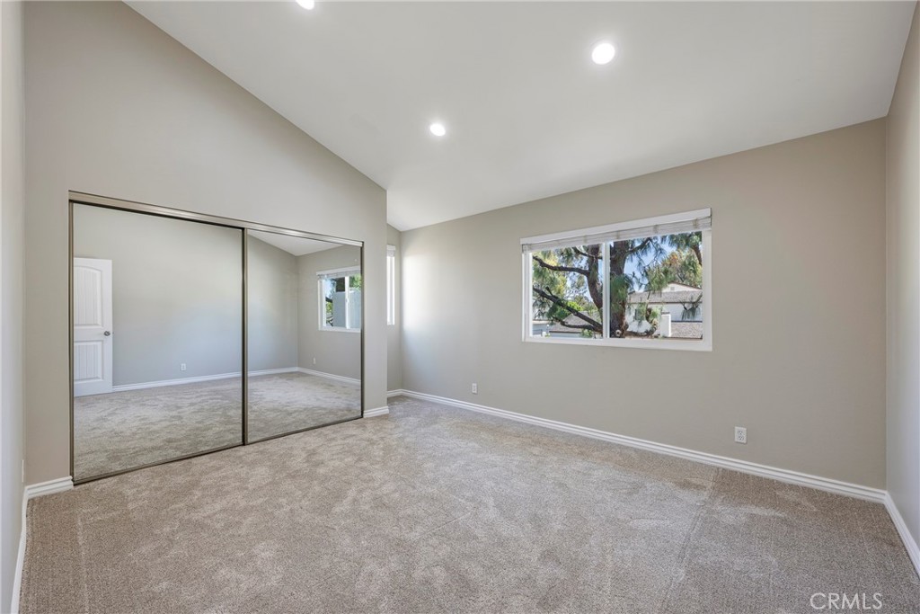 801 Vista Court