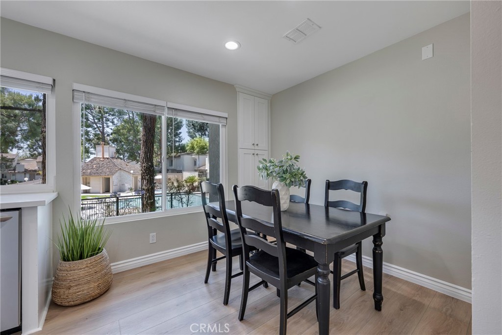 801 Vista Court
