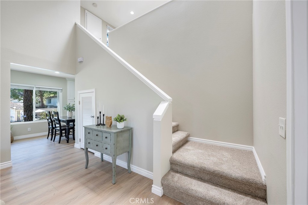 801 Vista Court