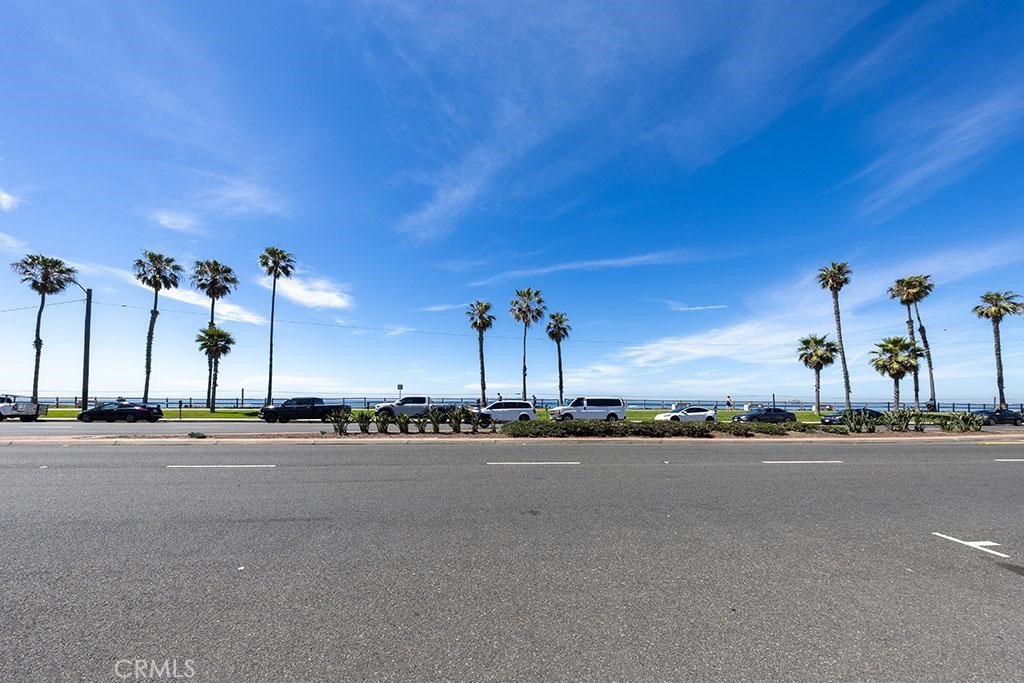 1516 202 Pacific Coast