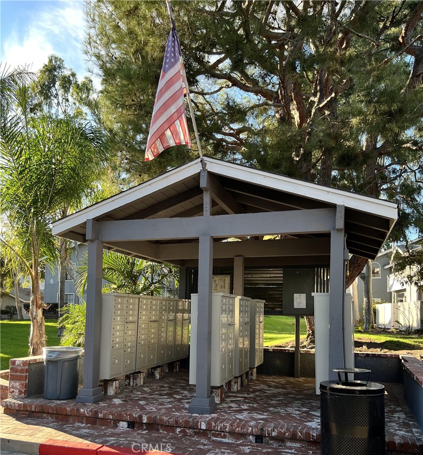32221 Alipaz St 257