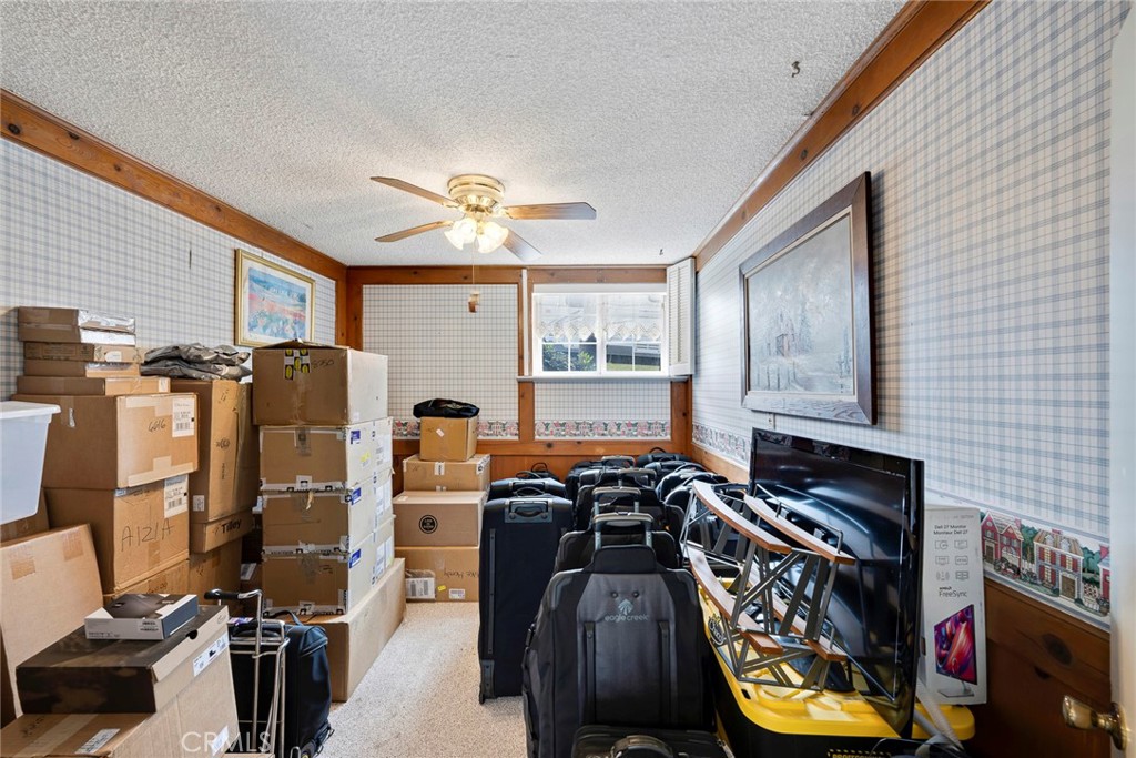 1139 W Valley View Drive