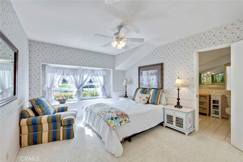 1139 W Valley View Drive