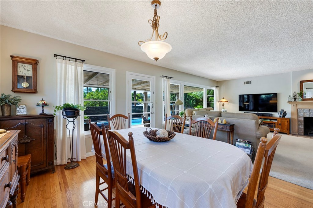 1049 Cerritos Drive