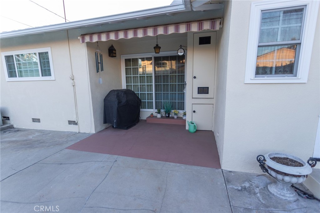 12012 Parrot Avenue