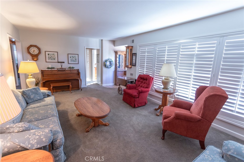12012 Parrot Avenue