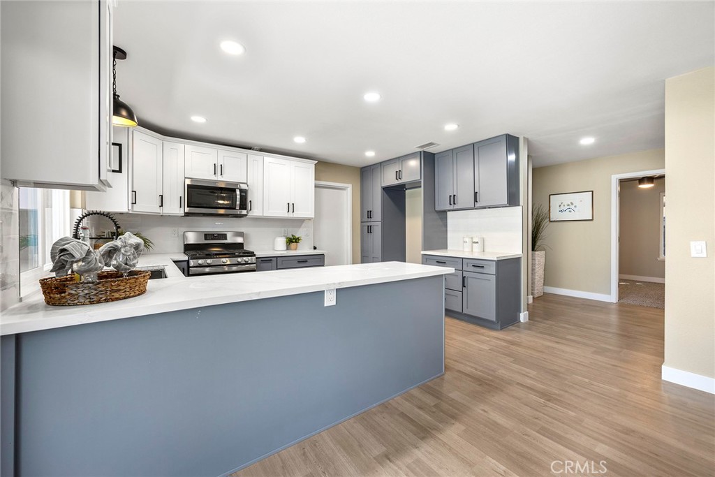 1038 Sandalwood Avenue