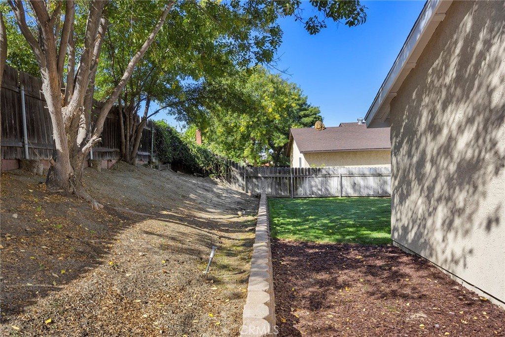 1038 Sandalwood Avenue