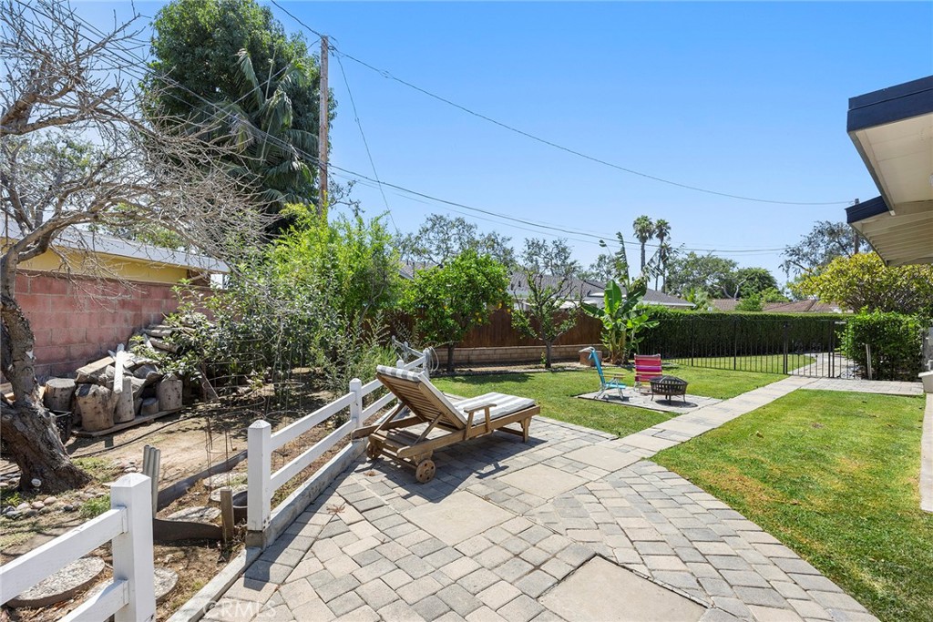 924 Sierra Vista Drive