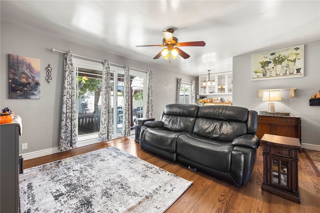 1033 Fairbrook Lane