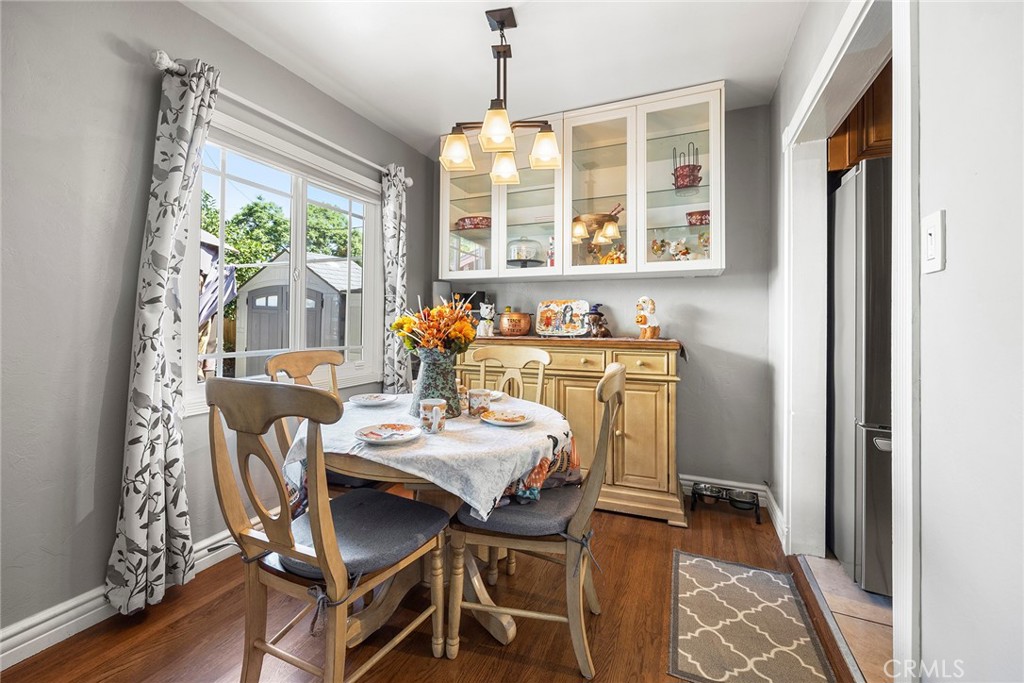 1033 Fairbrook Lane