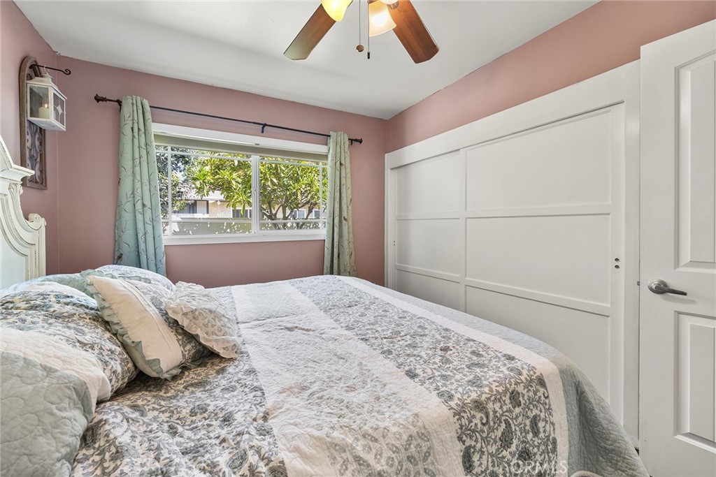 1033 Fairbrook Lane
